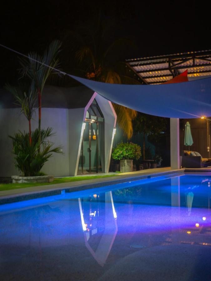 Alborada Boutique Stay Units อูวีตา ภายนอก รูปภาพ